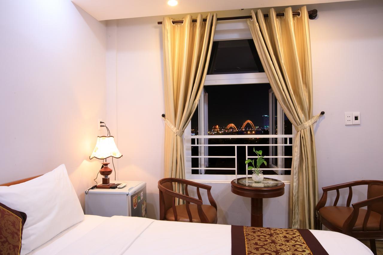 Cong Thuong Hotel Danang Exterior photo